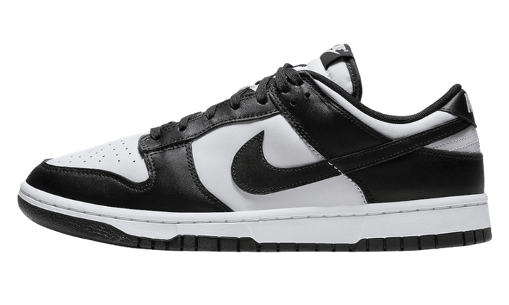 Nike Dunk Low Retro fehér és fekete színű sportcipő.