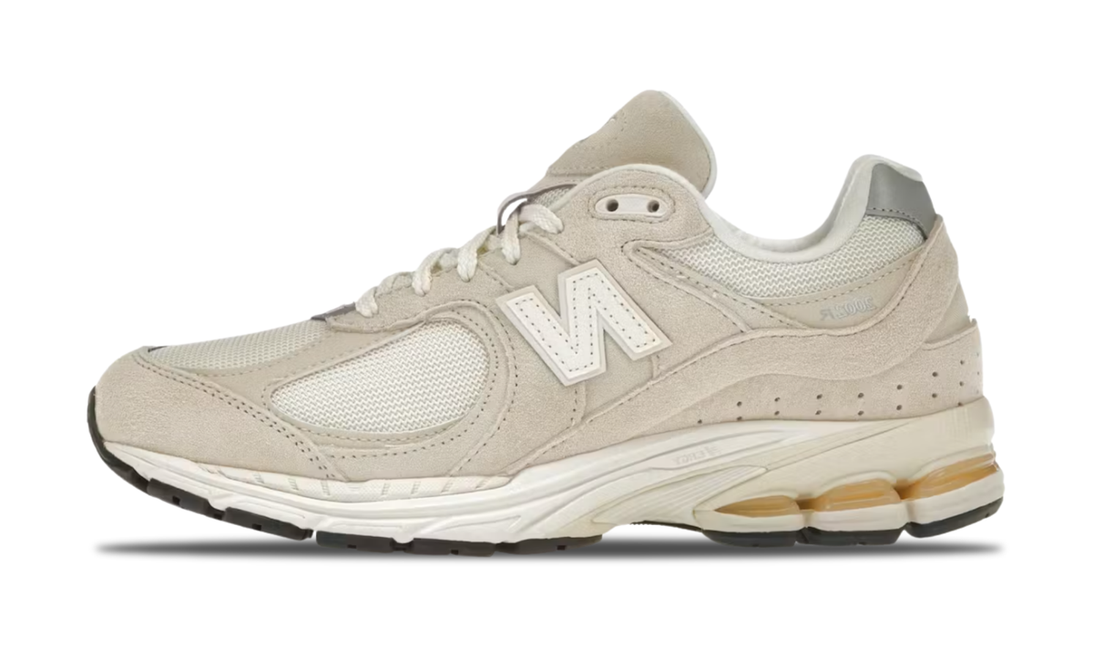 <tc>New Balance</tc> 2002R Off White