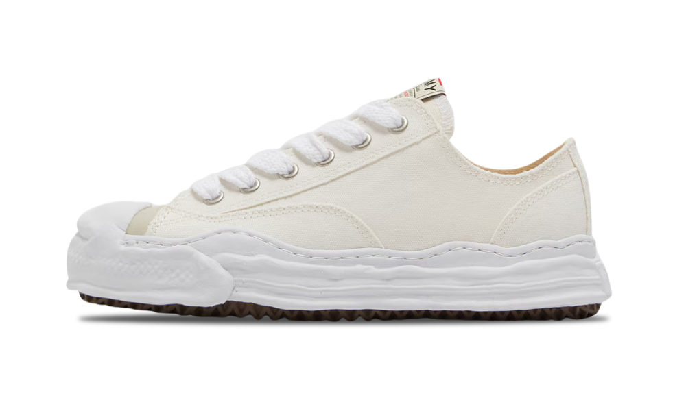 Maison Mihara Yasuhiro Hank OG Sole Canvas Low White cipő fehér vászonból.