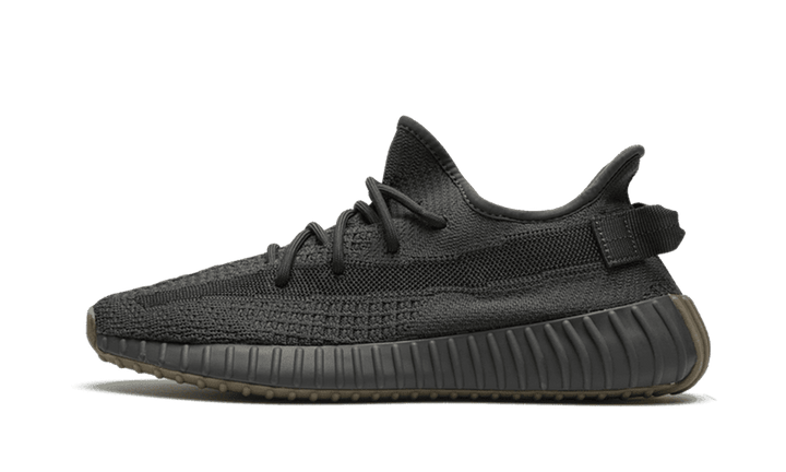 Yeezy Boost 350 V2 Cinder fekete sportcipő.
