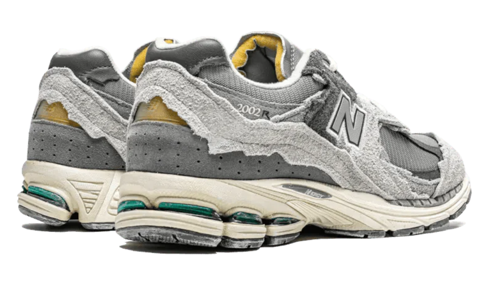 NEW BALANCE 2002R RAIN CLOUD PROTECTION PACK