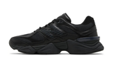 <tc><tc>New Balance</tc></tc> 9060 Triple Black din piele