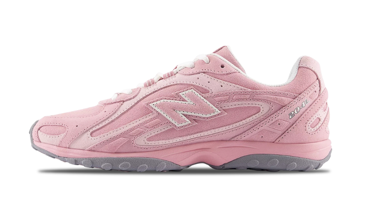 New Balance 204L Pastel Pink sneaker with suede and synthetic panels.