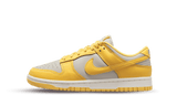 Nike Dunk Low Citron Pulse cipő szürke és sárga színben.