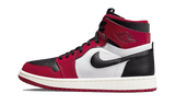 Air Jordan 1 High Zoom Air CMFT Chicago cipő piros, fekete és fehér bőrrel.
