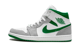 Air Jordan 1 Mid szürke és zöld színű magasszárú cipő.