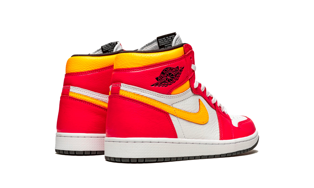 Air Jordan 1 Retro High Light Fusion Red