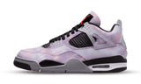 Air Jordan 4 Retro Zen Master cipő halványkék és rózsaszín tie-dye felsőrésszel.