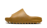Adidas Yeezy Slide Ochre, monokróm EVA habból készült papucs.