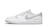 Nike Air Jordan 1 Low Neutral Grey cipő fehér színben.