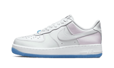 Nike Air Force 1 Low LX UV Reactive Multi cipő fehér színben, kék talppal.