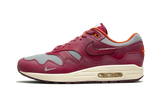 Nike Air Max 1 Patta Waves Rush Maroon cipő bordó, ezüst és narancssárga színben.