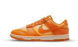 Nike Dunk Low Magma Orange cipő narancssárga és sárga színátmenettel.